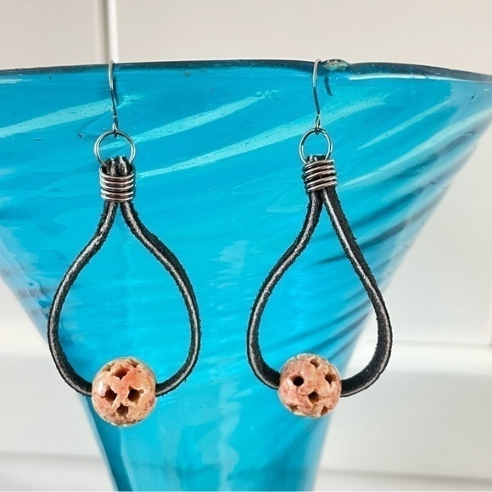 2/$29 Handmade Teardrop Hoop Earrings Leather Soapstone Black Tan Western - Picture 2 of 5